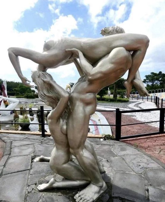 Seen this statue now I wanna re create this. What 2 ladies would like to help me?? https://t.co/ZBQz<a href="/tag/mvsales"class="tags"><span>#mvsales</span></a><a href="/tag/mvboys"class="tags"><span>#mvboys</span></a>