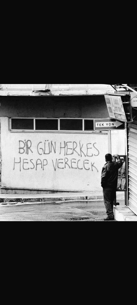 Ben ne gördüklerimi ne yaşadıklarımı ne de kayıplarımı unutmadım. Yıkılan evlerimizden bahsetmiyorum. Zaten bizde herkes gibiydik. İlk 3 gün yaşadığım o korkuyu unutmam. Kimse yoktu unutmadım unutmayacağım.