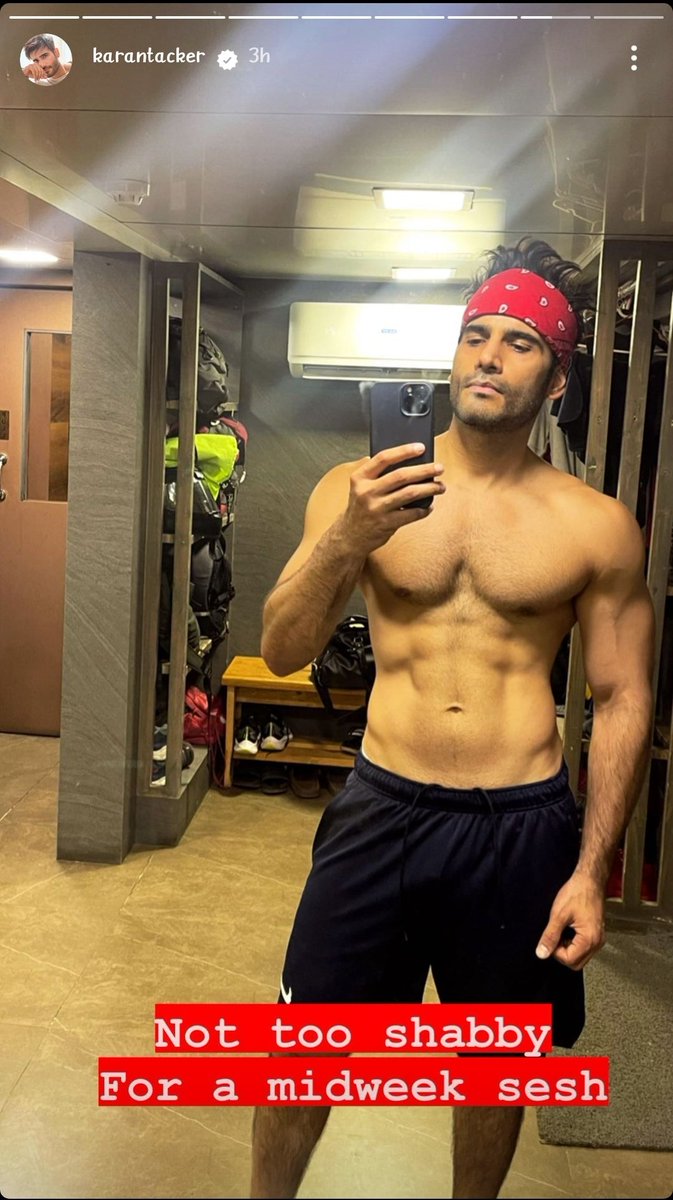 DDouqette's tweet photo. I would lick Daddy from head to toe, day and night, anywhere and everywhere, without a second thought, with special emphasis on that huge bulge. ππ
#KaranTacker #bulgeprint #bulgeplay #formalbulge #shirtless #daddylilslut #DaddySugar #armpitaddict #nipplelove #bulgelove https://t.co/xn3DYO2fHY