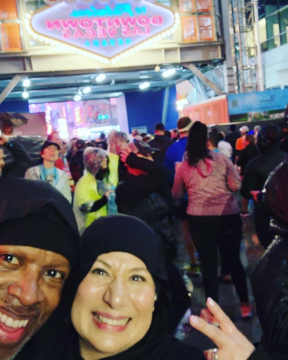 brewcation's tweet photo. We need a #craftbeer after the @RunRocknRoll #5k https://t.co/RogHXQ2BEn