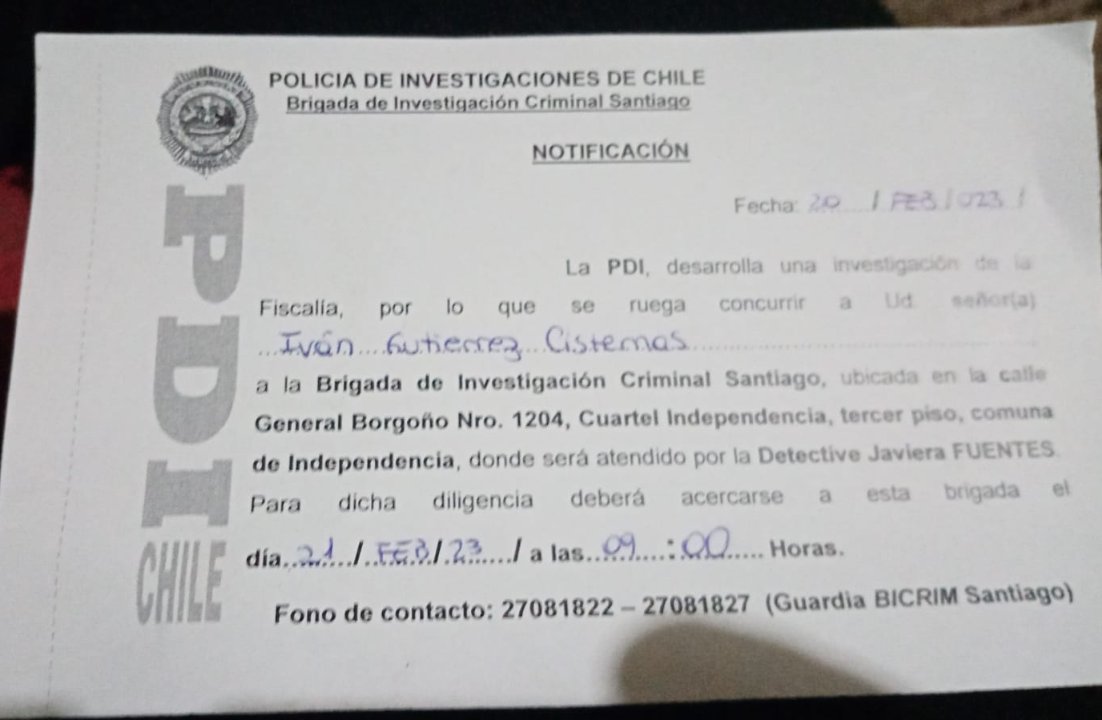 Este hombre maltrata y golpea animales, amenazó de muerte a la madre de sus hijos. Está denunciado a Carabineros y PDI.
Milton Oliver Castro Navarrete
10.969.044-9
Echaurren 250, departamento 43 Santiago centro, favor difundir.