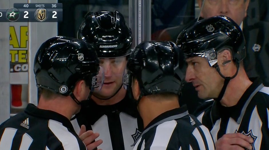 Sportsnet's tweet photo. Wrong answers only... 

What are they chatting about? ⤵️ https://t.co/8uqH2vocpe