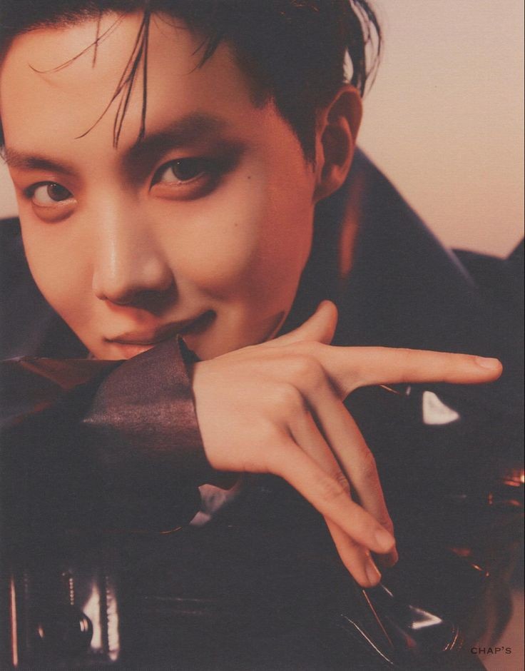 JungTae01's tweet photo. Dios.... No ha pasado ni una hora y siento morir... El día que ingrese me doy de baja de la vida.... https://t.co/EjTiY8OQBC
