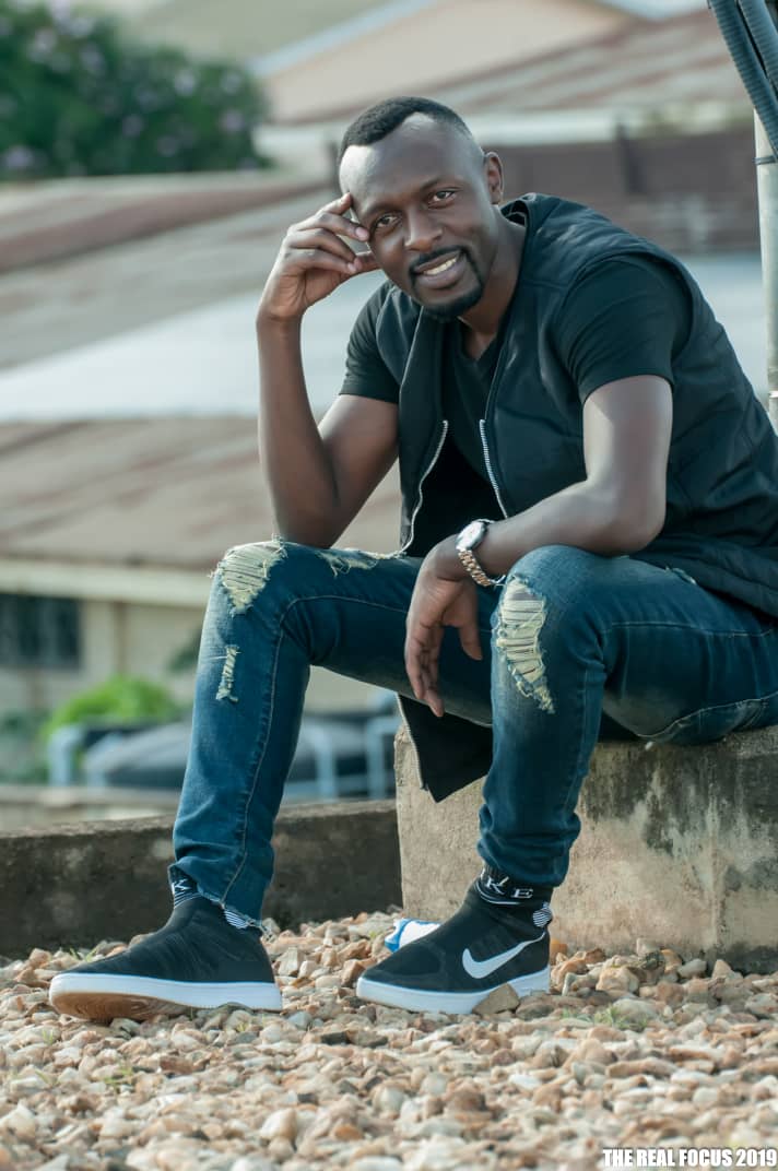 Reka mfate umwanya nshimire aba bagabo ku kazi bakoze muri Music Industry yacu <a href="/UncleAustinT/">Austin Luwano (Uncle Austin)</a> @tomclosetweets <a href="/Ziggy55/">Sara Zeigler-Tollett</a> ikindi Kandi Umutima mwiza mugira muzawuhorane.🙏🙏
