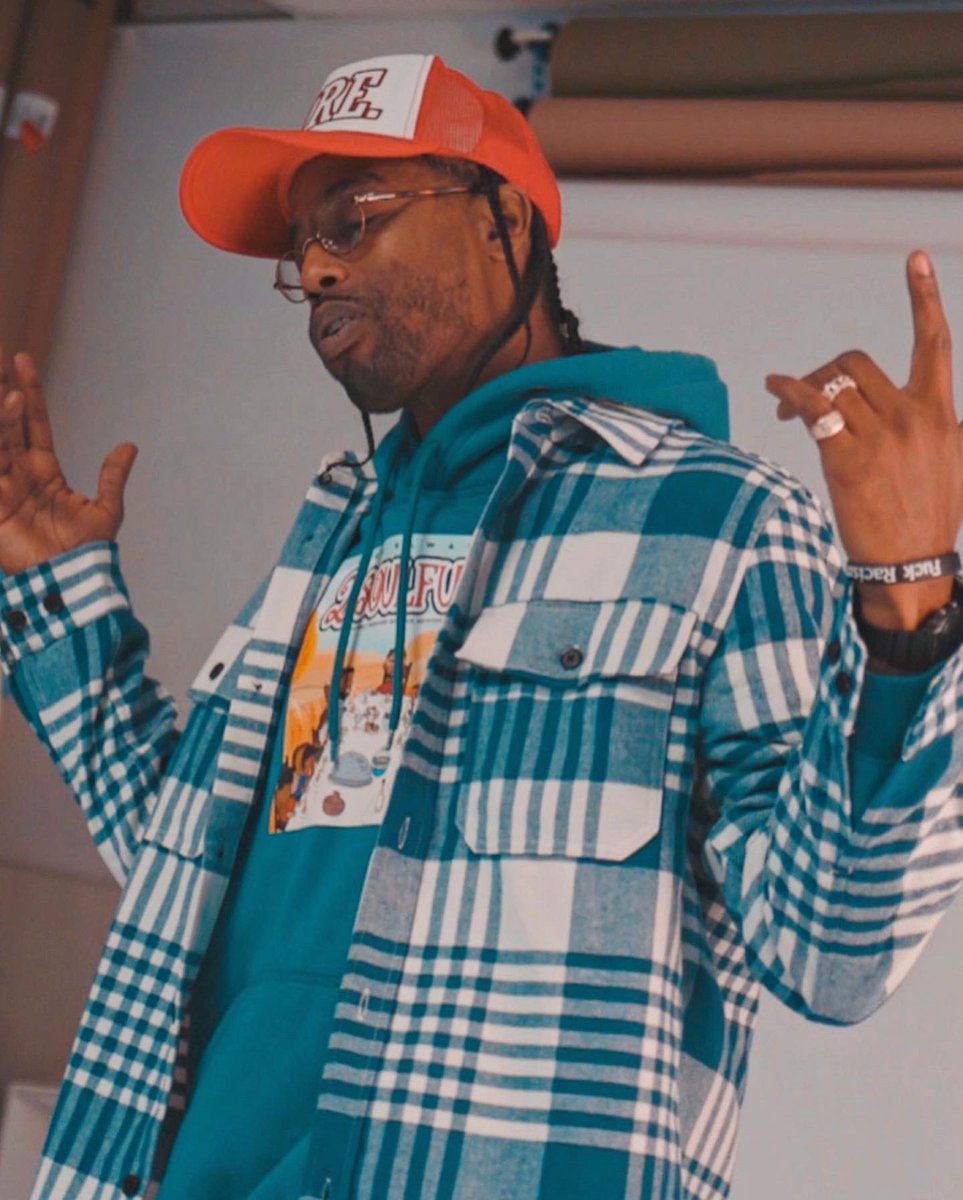 KingElway's tweet image. Swear I just boosted up my draft stock❗️📈📈😤 ALL I NEED prod and directed by @djc3nturii Out Now On All Platforms 🎈link in my bio . Tap in 🗣🍦🍦🍦🍦 #PlayasOnly #KREAMTeam #RealisRare #ItsAllLove