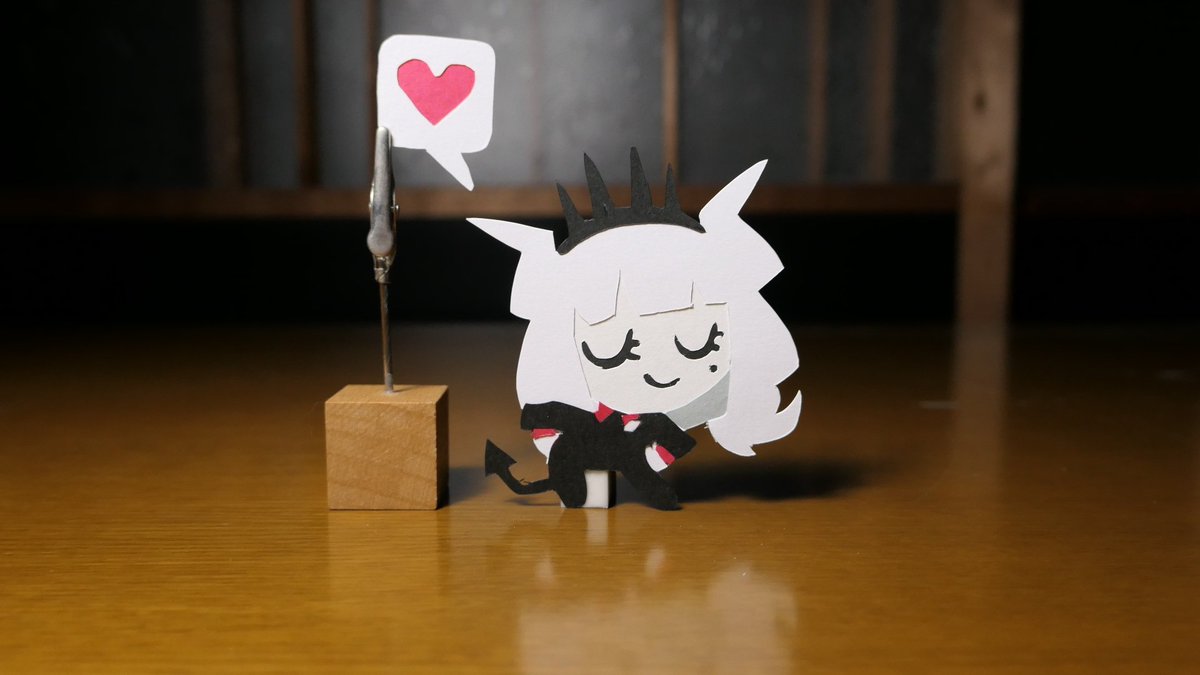 元のゲームは無料で遊べて面白いので、皆さんプレイしてみてください。

切り絵でHelltaker
ようつべ→youtu.be/YgkRu4XCj5s
にこにこ→nicovideo.jp/watch/sm418527…