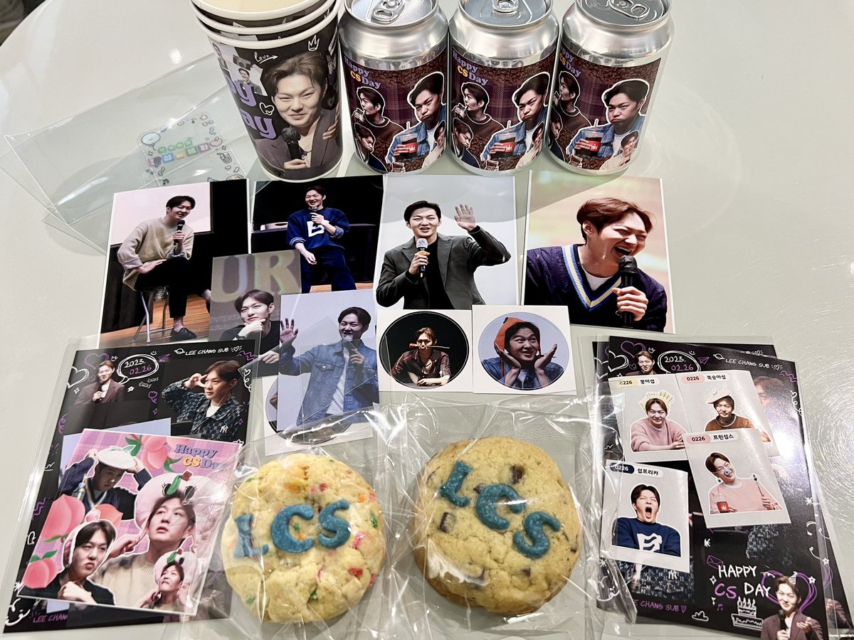 HANAE_lcs's tweet photo. #HAPPY_CS_DAY
#모여봐요_창섭생파
#이창섭_끝내_널_찾게_만들어
짱섭이 인기 짱 많다 … 사람 짱 많다 .. 💗
혼자가서 갓다가 후딱 나왓찌만
그래도 섭이로 가득가득한 곳에서 행복햇떠요 🫶🏻 https://t.co/j35f0h5iNS