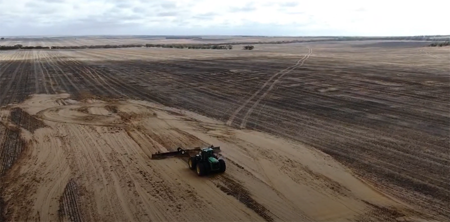 GRDC (@thegrdc) on Twitter photo Brenton Schober is managing severe erosion at Borrika in the northern Mallee of SA with re-levelling. Repair and rehabilitation work has not always gone to plan, but their commitment to ground cover establishment is succeeding. 
👉 bit.ly/3SsPZLN Brenton Schober is managing severe erosion at Borrika in the northern Mallee of SA with re-levelling. Repair and rehabilitation work has not always gone to plan, but their commitment to ground cover establishment is succeeding. 
👉 bit.ly/3SsPZLN