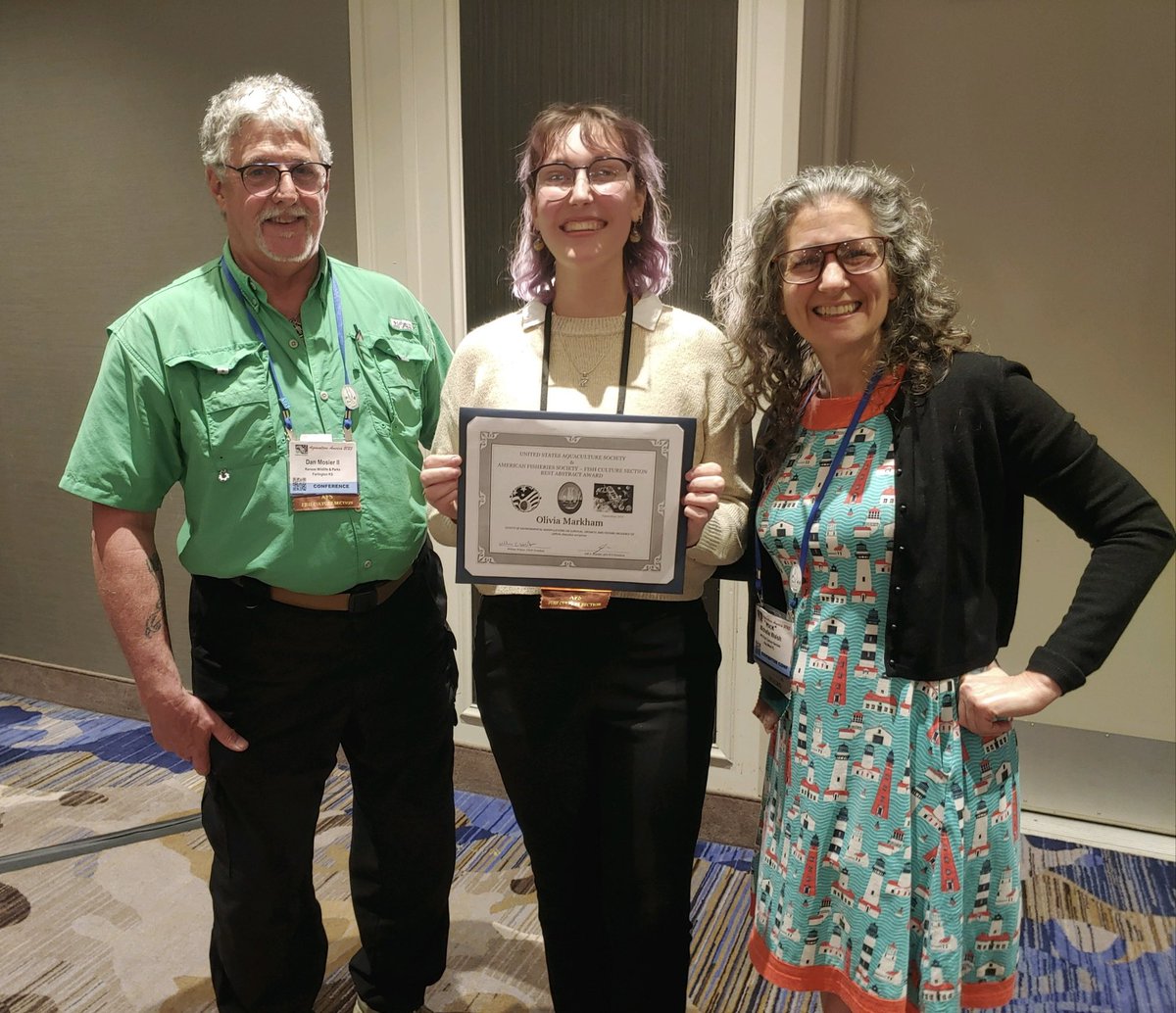 AFS_FishCulture (@afs_fishculture) on Twitter photo 𝗔𝗧 𝗧𝗛𝗘 𝗦𝗖𝗘𝗡𝗘 - 𝗔𝗔𝟮𝟬𝟮𝟯: FCS President-Elect Dan Mosier II and Immediate Past President/US Aquaculture Society Board member Mick Walsh present <a href="/UF_IFAS_TAL/">UF/IFAS TAL</a> student Olivia Markham with the Joint USAS/AFS-FCS Best Student Abstract Travel Award. 𝗔𝗧 𝗧𝗛𝗘 𝗦𝗖𝗘𝗡𝗘 - 𝗔𝗔𝟮𝟬𝟮𝟯: FCS President-Elect Dan Mosier II and Immediate Past President/US Aquaculture Society Board member Mick Walsh present <a href="/UF_IFAS_TAL/">UF/IFAS TAL</a> student Olivia Markham with the Joint USAS/AFS-FCS Best Student Abstract Travel Award.