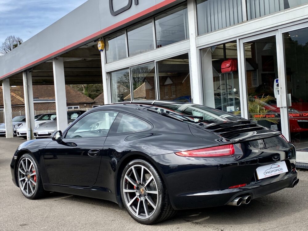 At Cridfords, we offer competitive servicing on a wide range of Porsche models, due to this range and the constant change in parts prices, please call us on 01483 273302 to receive a detailed and competitive estimate.