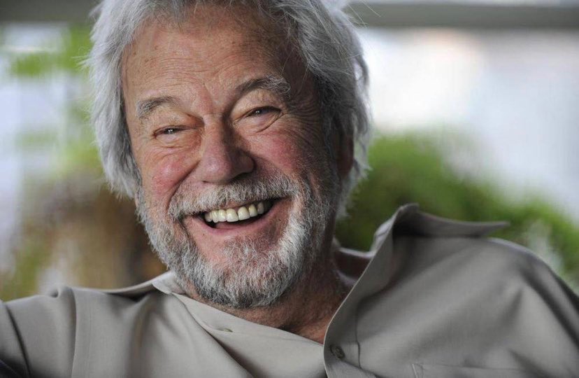 PremierofNL's tweet photo. He made us laugh. He made us cry. He brought our province to the world stage. He represented us in a way like no other. Thank you, Gordon Pinsent, for all you did for the arts, for Newfoundland and Labrador, and for our country. My condolences to his family and all who loved him. https://t.co/mbeMg3W7wv
