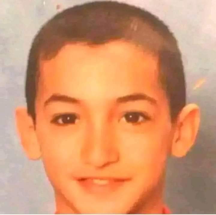 Hicham_lm9wd's tweet photo. - قول بطاطا..
- بطاطا
- حواك سماعيل
- كاع ماجات
- حواك راجل نجات وعطاك المثلاجات... شتي ههههه https://t.co/Qy3U7TINnw