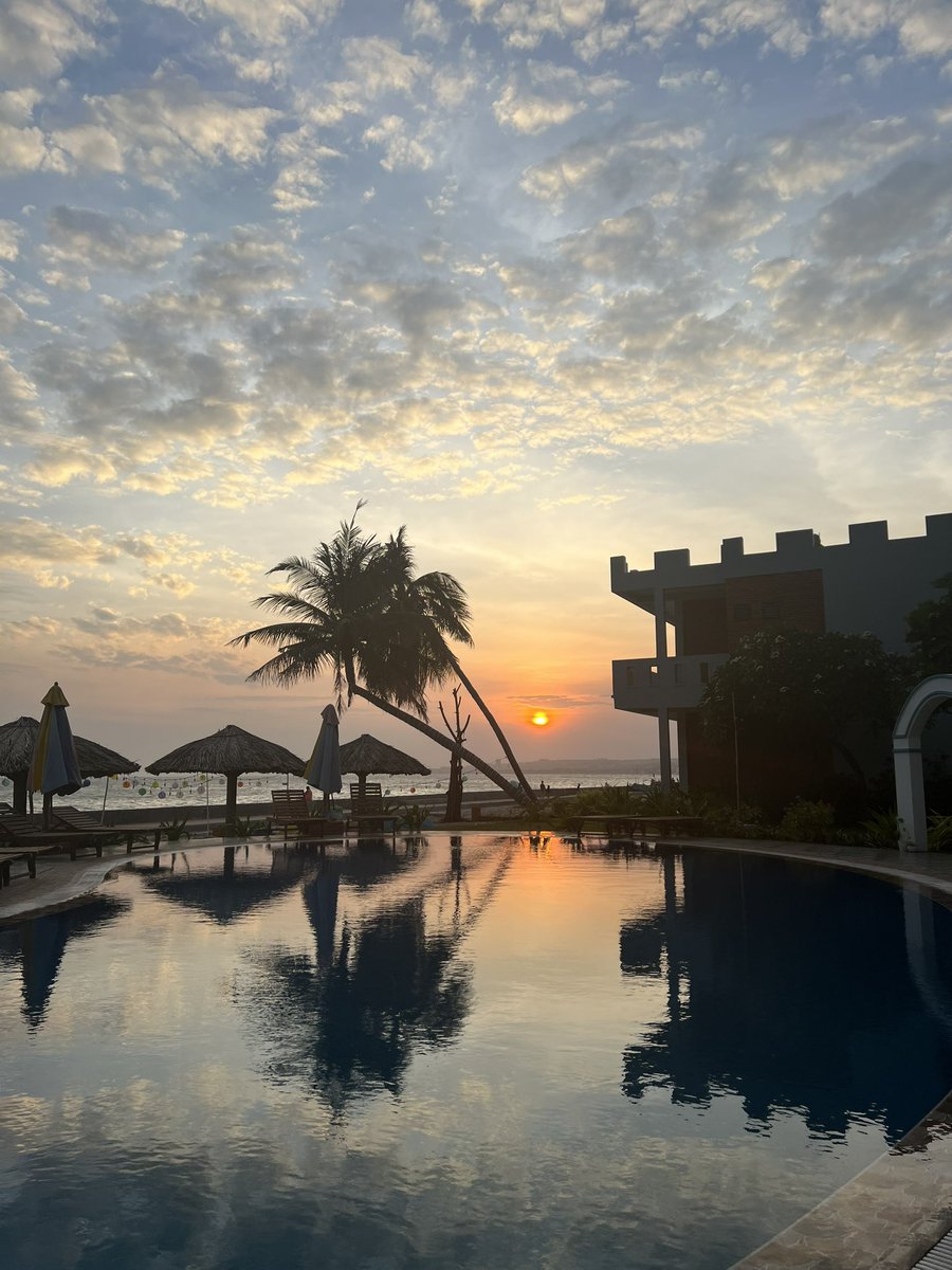 PlaceOcean's tweet image. Sunset ❤️❤️❤️