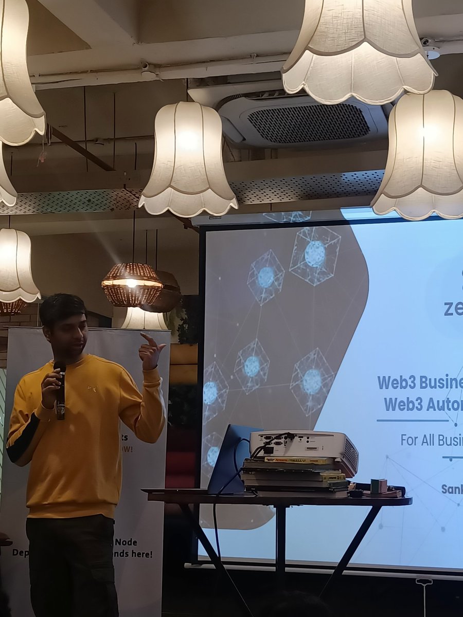 RishabhDhawad's tweet image. Sankalp Sharma, Co-founder of @0xZeeve at Web3 Titans Meet-up Indore.
#web3titans #Zeeve