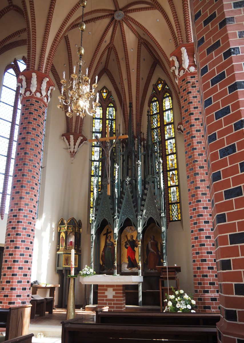 Italian347's tweet photo. Itt. Catholic Churches in Mecklenburg-Pomerania

Sts. Helena and Andreas, Ludwigslust https://t.co/zcZxgsNYDZ