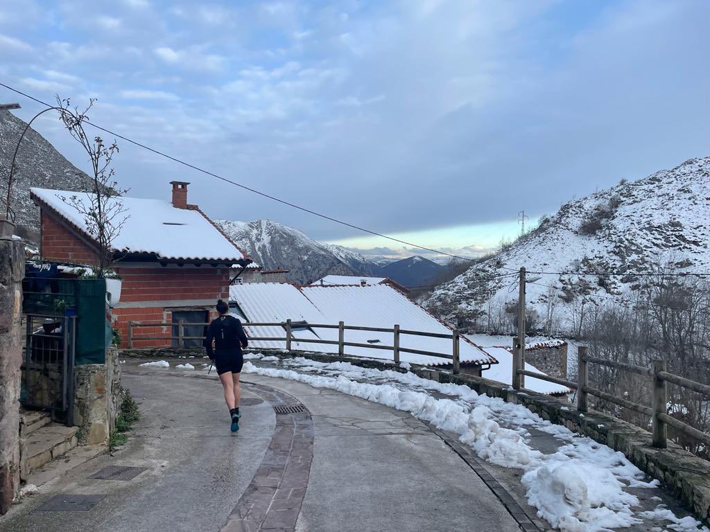 MariaRivas28's tweet photo. Subir a Tresviso siempre es una buena idea. 🏔️🏃🏽‍♀️💚 https://t.co/gq5tCY3fpQ