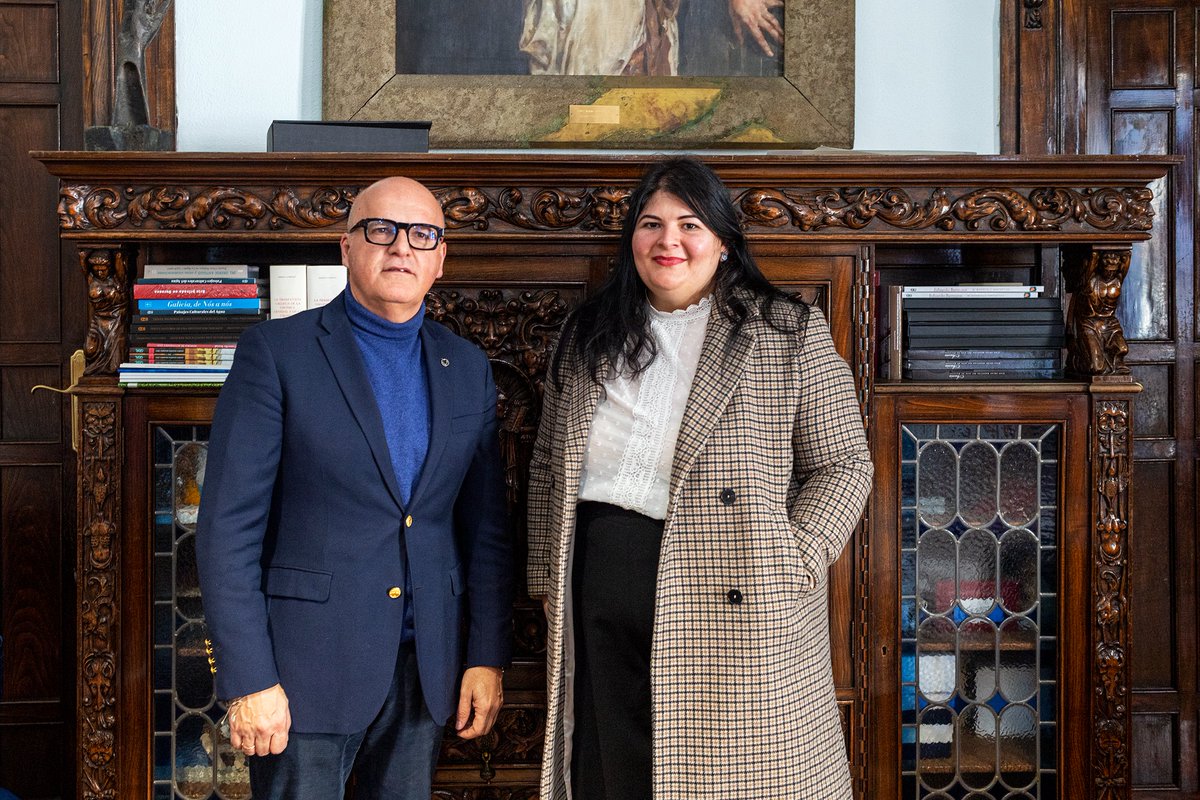 A Deputación colaborará co Concello de Boborás na modificación do PXOM, facilitando proxectos como a residencia de maiores
depourense.gal/index.php/actu…
O presidente do goberno provincial, <a href="/ManuelBaltar/">Manuel Baltar</a>, mantivo un encontro de traballo coa alcaldesa de <a href="/ConcelloBoboras/">Concello de Boborás</a> <a href="/patriciaboboras/">Patricia Torres</a>