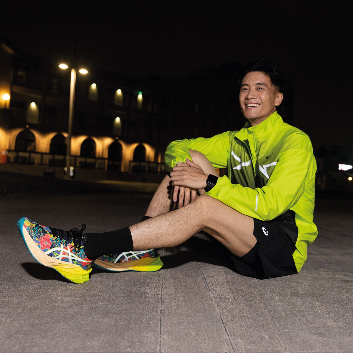 ASICS_India's tweet photo. Seeing is believing. And the new LITE-SHOW™ Collection will make a believer out of you. Bright patterns and reflective design details make any run something to be seen. To shop visit: https://t.co/Ifrcz2x60B. #ASICSLITESHOW​ 

#SoundMindSoundBody #ASICSIN https://t.co/8Je4YS9Qul