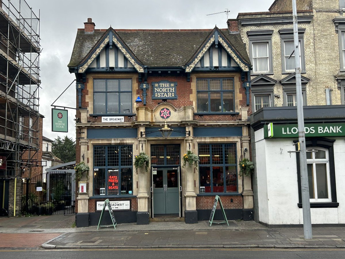 PubsSaving's tweet photo. North Star, 43 The Broadway #ealing #w5 Locally listed. Built in early 1800s. Elegant compact design with unusual detailing. #heritageassets #pubs https://t.co/Jqb26pcCFs
