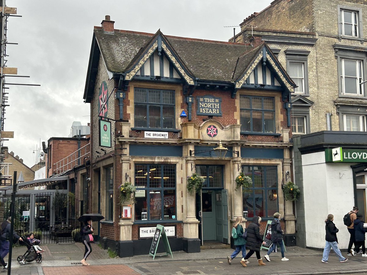 PubsSaving's tweet photo. North Star, 43 The Broadway #ealing #w5 Locally listed. Built in early 1800s. Elegant compact design with unusual detailing. #heritageassets #pubs https://t.co/Jqb26pcCFs