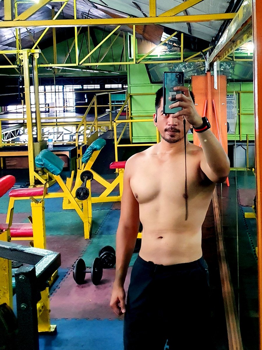 M0handes_'s tweet photo. Gymday, Sunday🏋🏻‍♂️ https://t.co/PzRZiTDbo3