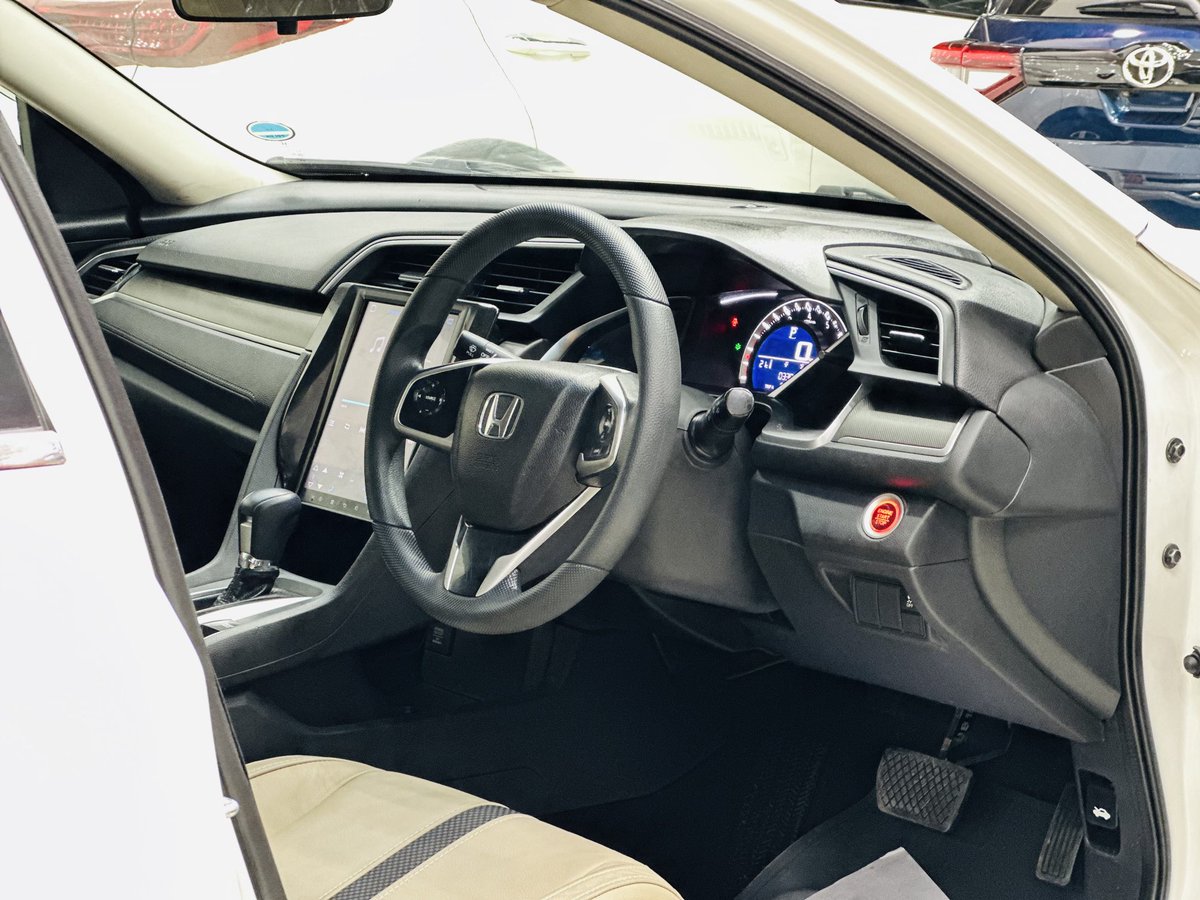 HsmMotors's tweet photo. #Honda_Civic_Oriel_UG
Model 2021 Brand New
Total Genuine With Genuine Mileage
#Double_BioMetric_Available
#Tesla_TV_Installed
#pushstrat_KeylessEntry
#Multimedia_Streeing_Cruise_Control
#Climate_Control_Ac
RS: 62,50,000 https://t.co/7IJ3b01qdf