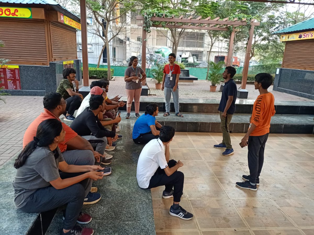 NSS FIT community of NSS VIT Chennai conducted a jogging session this morning to spread the message of staying fit and healthy  as only then will we be in a position to help others and do service to the community.
#nationalservicescheme #nssvitchennai #stayfit #stayhealty