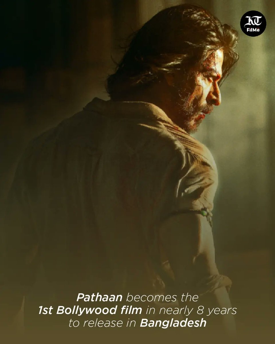 KTFilMeUAE's tweet photo. Here is your weekly quota of Indian film industry news.

@ShahRukhKhan_FC
@ranbirkapoor
@AkshayKumarARG
@SirPareshRawal

#KTFilMe #sundayvibes #RanbirKapoor #HeraPheri #ShahRukhKhan𓀠 #BollywoodNews #Bollywood https://t.co/AWey9qRmYD