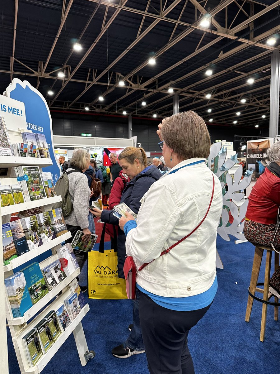 Wereld_erfgoed's tweet photo. Ontdek het Werelderfgoed in UTRECHT op de Fiets en Wandelbeurs. Kom je ook? Je kunt ons vinden bij stand 3.B.20 in Hal 3 met nieuwe wandelingen en nieuwe fietsroutes. Openingstijden van 10.00-15.00 uur.

https://t.co/dy5UUCvGNv https://t.co/YH5Lmh17ut
