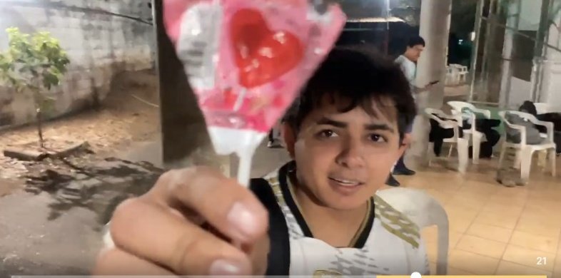 WerochoC's tweet photo. @Werocho_ quieres ser mi nobia? 

Escoje una opción 😍

[✓] Si mi amor uwu
[X] Si mi amor por con una X https://t.co/JJb5FPPeQL