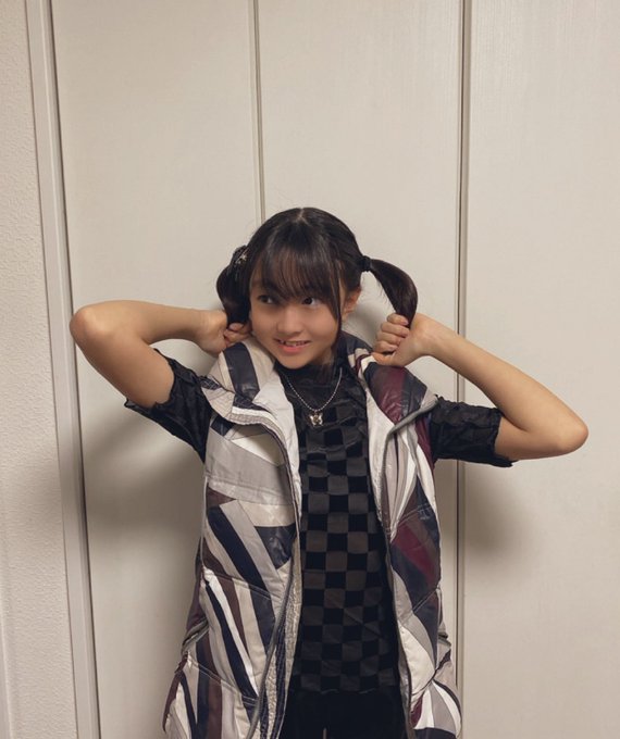 八束さくらのTwitter画像28