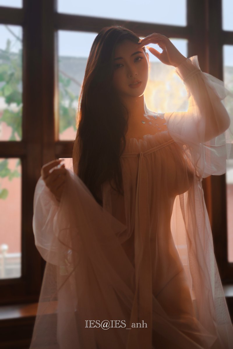 春天在每一个夜晚数她的花朵。 https://t.co/U8nSVcvNsn