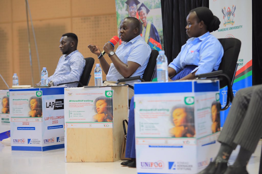 ProssyNamiremb2's tweet photo. #HowRUFeeling a mental health campaign launched mental health buddies who will be reaching out to fellow students for basic mental health  services. It was a great honor to moderate an insightful discussion 
@TheJNLC  @Makerere https://t.co/8aSBJw7zaH