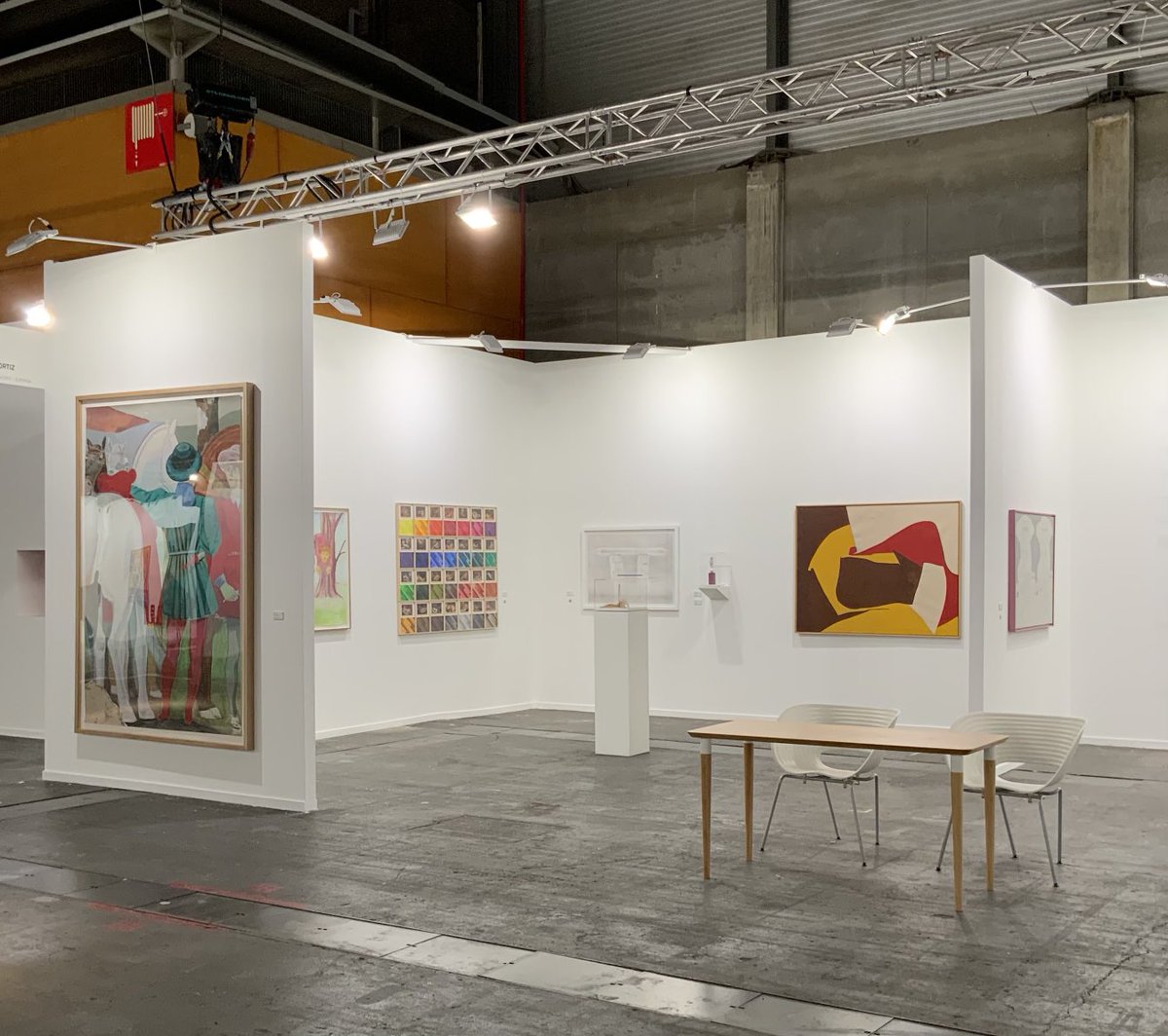 RafaelOrtizGal's tweet photo. @RafaelOrtizGal en @FeriaArco , stand 7A02. ¡Hoy, último día!
En las imágenes, obras de #Equipo57, #AntoniSocias, #CarlosDomingo, #MonikaBuch, #JuanSuárez, #ManuelBarbadillo, #MikiLeal, #JorgeThuillier, #InmaculadaSalinas y #LuisGordillo. https://t.co/tHMD2SlsT7