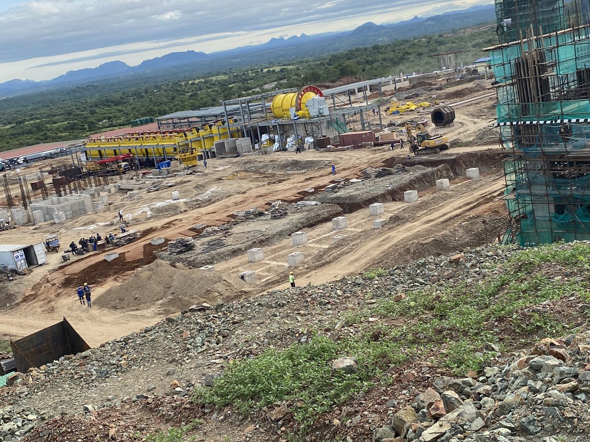 EmmanuelChari's tweet photo. Recently, I visited the newly commissioned Sabi Star Lithium Mine on my way to my hometown, Murambinda. Here's what I discovered.
@ChadMhako @fortunechasi @RawllingsM @baba_nyenyedzi @TrevorNcube @RangaMberi https://t.co/NWwJCVCai5