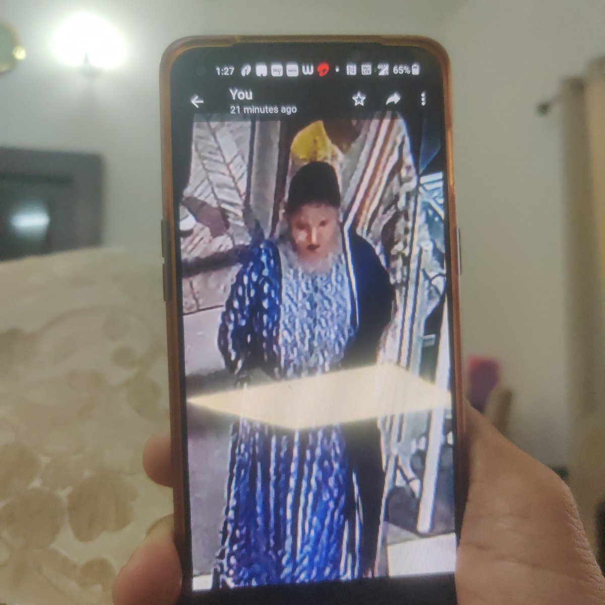 pkjain61's tweet photo. Costly ornaments worth INR 5.0 lakh were stolen during marriage ceremony held at five star hotel Taj ganges varansi on 22nd Feb 2023, by two unknown girls. Captured in CCTV clearly. video and pictures are attached. seek Help. @myogiadityanath @dgpup @TajGanges @RNTata2000 https://t.co/UhdpCPV4Ww