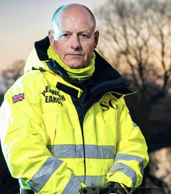 Pete Faulding is a friend &amp; went up to help for free-he will think b4 offering help again.He &amp; his teams ability is amongst the best in the world to find bodies on land &amp; water. He has been made a scapegoat, Lancashire police searched that whole area already before Pete arrived