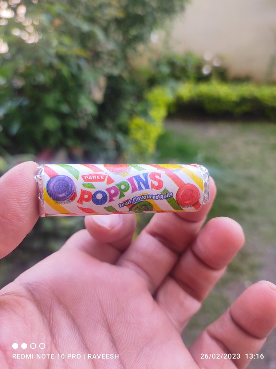 Raveesh_Rv's tweet photo. #Bachpan 🥳🥺 @ParleFamily  wale dil k bade acche hain aaj bhi ₹2 me hi dete hai. Thank you #Parle #Poppins https://t.co/KcHMKpsPYa