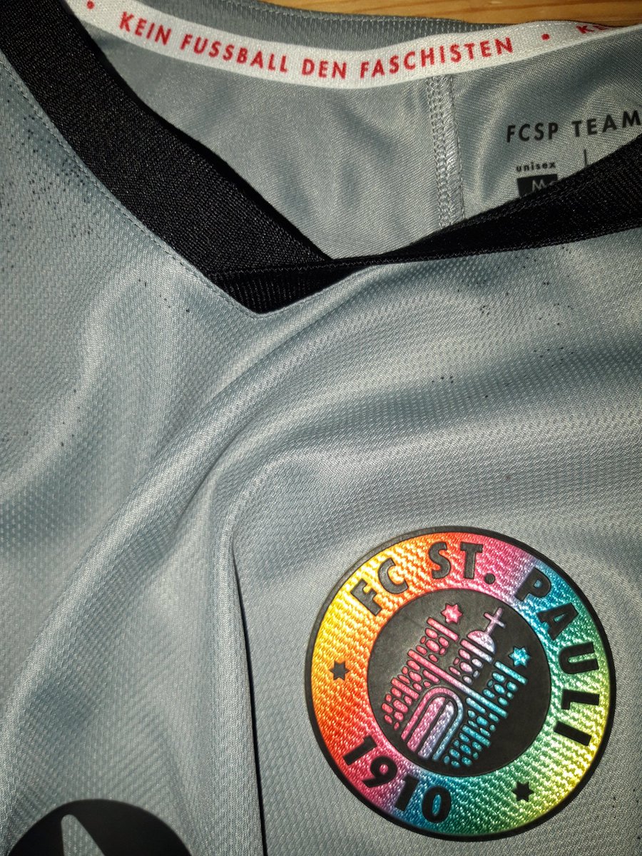 Aus Gründen und heute 3 Punkte.

#fcsp #fcspfch