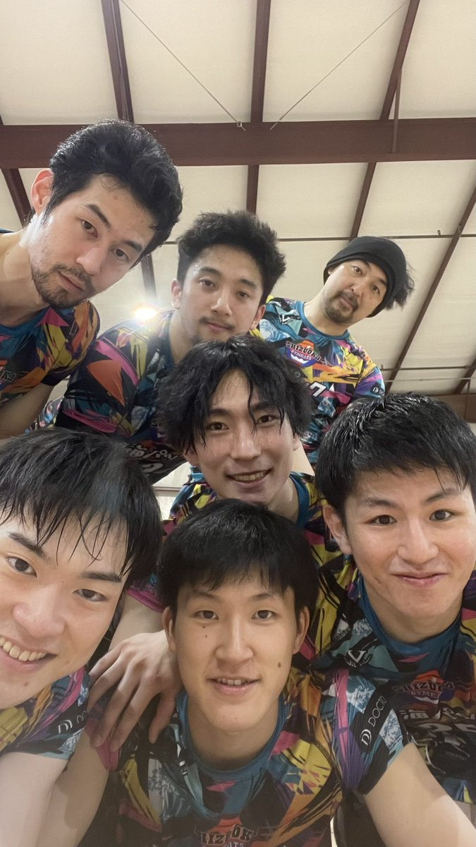 GYMRATSJAPAN's tweet photo. 2022-2023 静岡ジムラッツ🇺🇸の挑戦が
無事に終了しました‼️
早速、選手達は帰国の準備に入ります💨
🐭達の顔つき、良い顔してませんか?
応援、ありがとうございました🙇♂️
@GYMRATS13
#アメリカ挑戦
#hoopdream
#静岡ジムラッツ https://t.co/PLzeEJwcYM