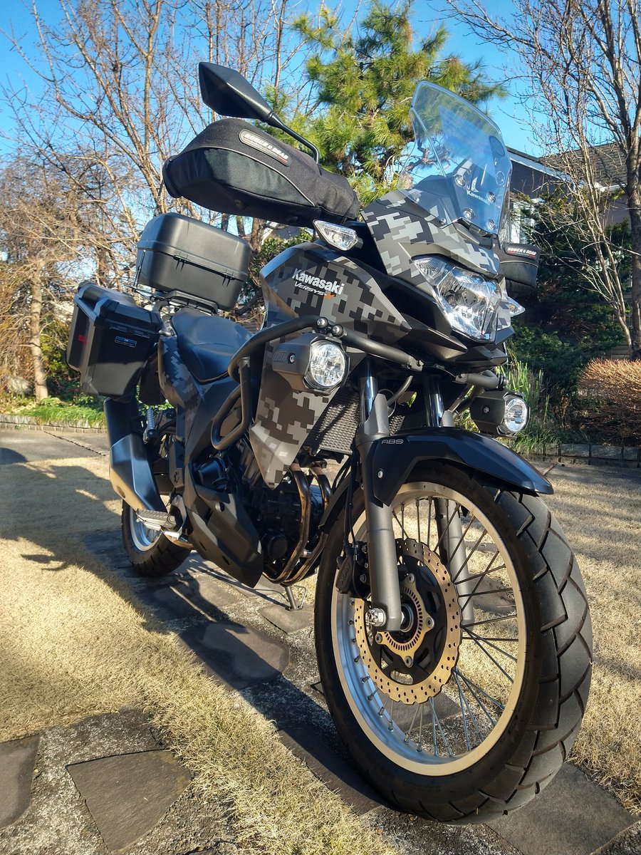 Takesan_JP01's tweet image. 久しぶりにVersys乗ったけど、
やっぱりイイネ！👍
5年経ったけどバッテリーもエンジンも快調。ウィンカーの脱落もなし😆
#Versys