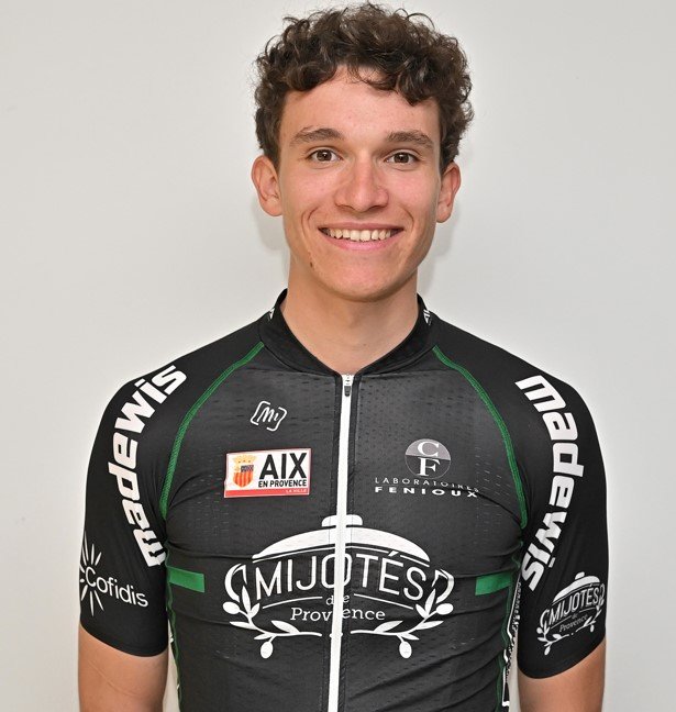 GUAY ET GRIECO LABEL FRANCE Les deux coureurs de l'AVCA, Mathis Guay (20 ans) et Lucas Grieco (19 ans)ont été retenus par le staff de l'équipe de France pour participer au prochain stage Espoirs VTT XCO (Cross Olympique) qui se déroulera 6 au 10 mars à Ligure (Italie)