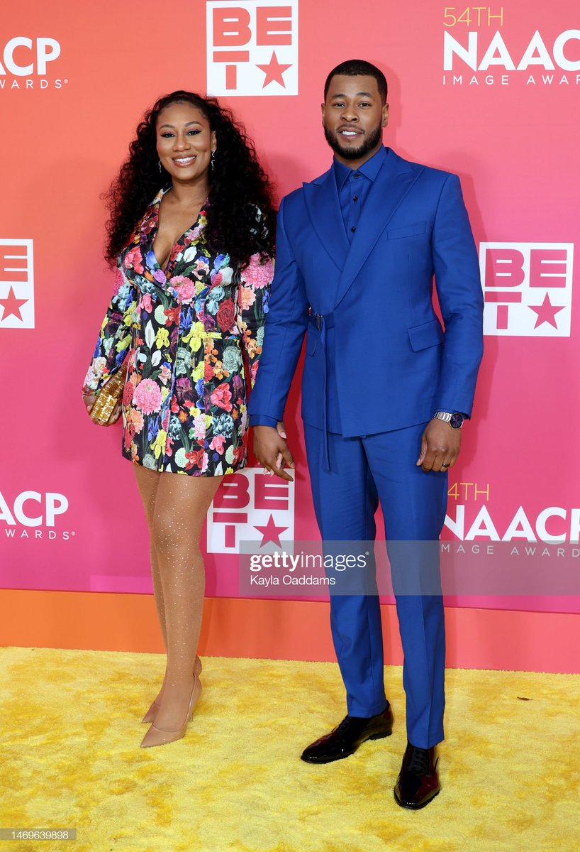TheChunky_Tee's tweet photo. I always say @JAlphonse_N &amp; @heyfeesha are one of the most beautiful couples I've ever seen, And I will forever stand on that🤞🏼 I mean look at them😍🔥 #NAACPImageAwards #PValley https://t.co/3WmsQbB1x4