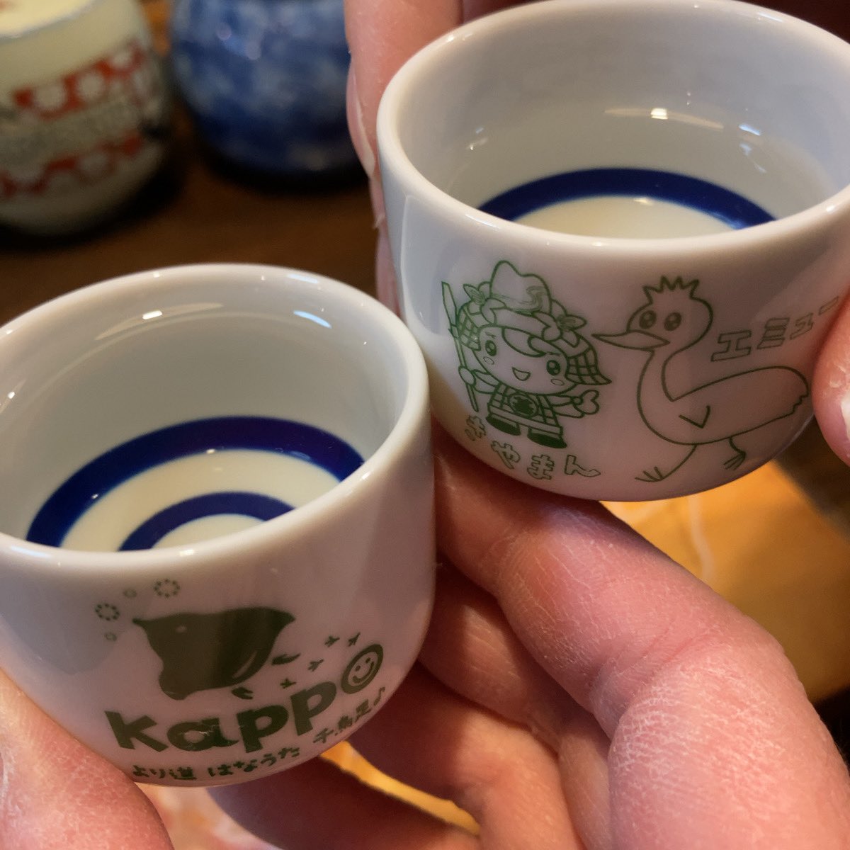 yoswht's tweet photo. 3軒目。最強刺身！と基峰鶴しぼりたて新酒。美味しいー！
#魚処網代 https://t.co/My7CXpaseT