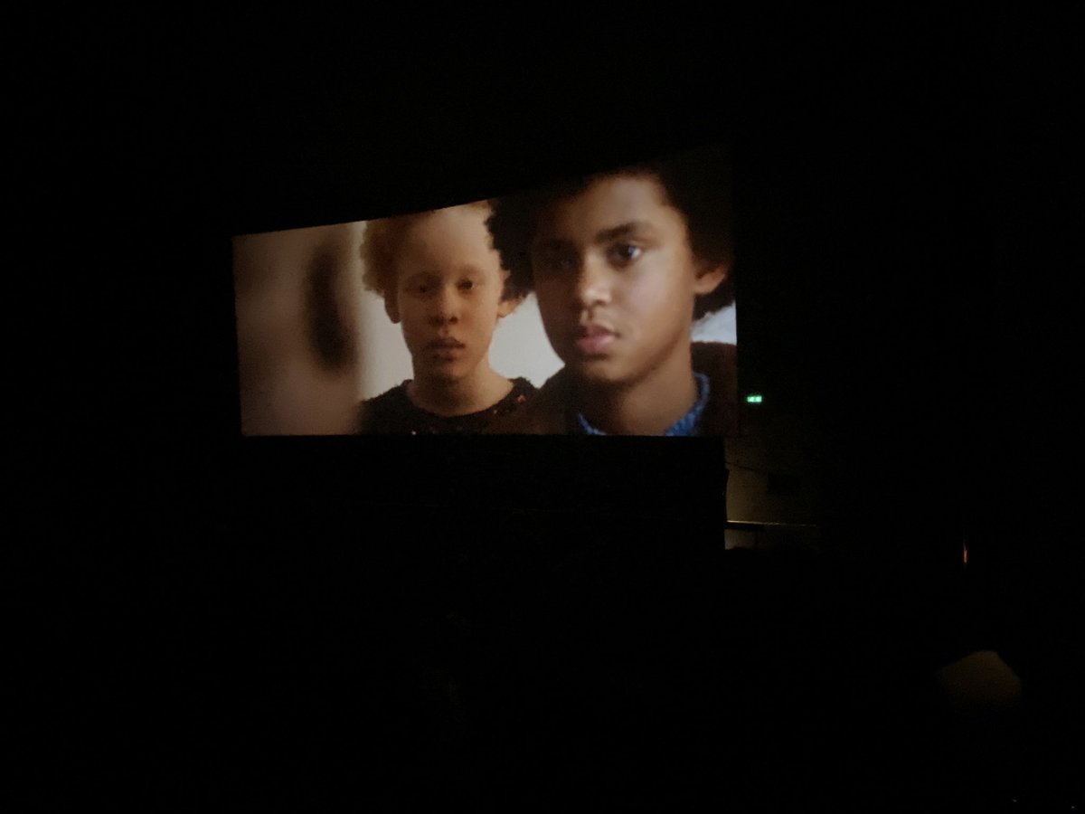 JAdaNkomo's tweet photo. Je repense à la musique de ce film … et au roi Benoit Magimel bien évidemment cc @ericvernay , tout juste auréolé de son 2e #Cesar 
Bravo pour la perf  #LeMarchandDeSable 
Fantastique 3e visionnage @SteveAchiepo @thejokersfilms https://t.co/n2yWqvCroK