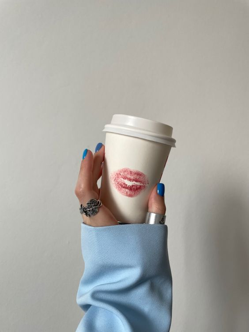 Valerie_bevs's tweet photo. be gentle https://t.co/6HEyhqwpyD