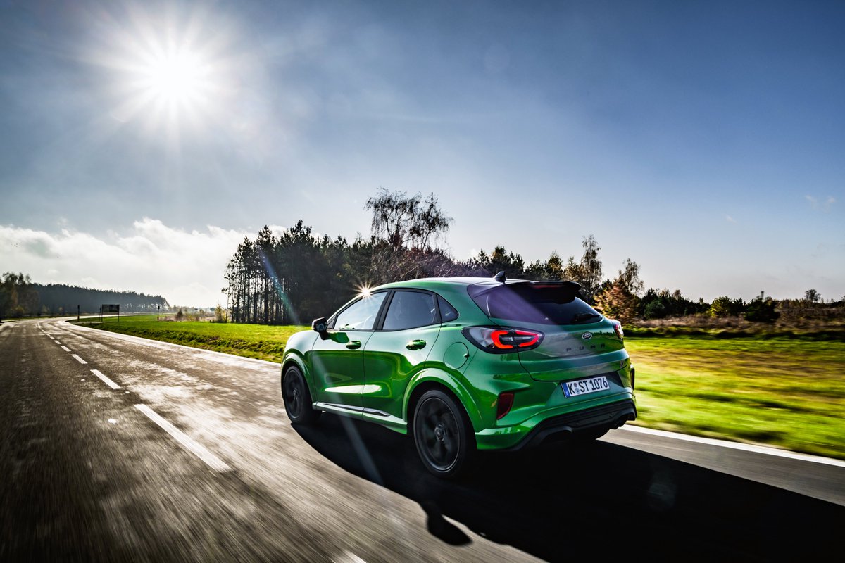 FordPolska's tweet photo. 👉 #FordPolska #STSunday
▫️ Niedzielę otwieramy na sportowo🏁
W serii weekendowych zdjęć naszych modeli #FordPerformance i #FordPumaST😎
Niepohamowana radość z jazdy 😊
Dzień dobry https://t.co/Xm2zRY32rc
