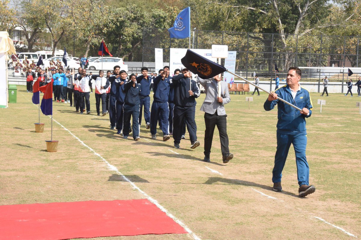 DgpChdPolice's tweet photo. Closing ceremony of 15th All India Police Badminton Championship 2022-23, held at Urban Park Sec 17, witnessed great enthusiasm among all the participants. Sh PK Agrawal IPS, DGP Haryana graced the occassion as chief guest &amp; Sh Bidhu Sekhar IPS, JD IB as guest of honour. https://t.co/vkfxBftJ1k