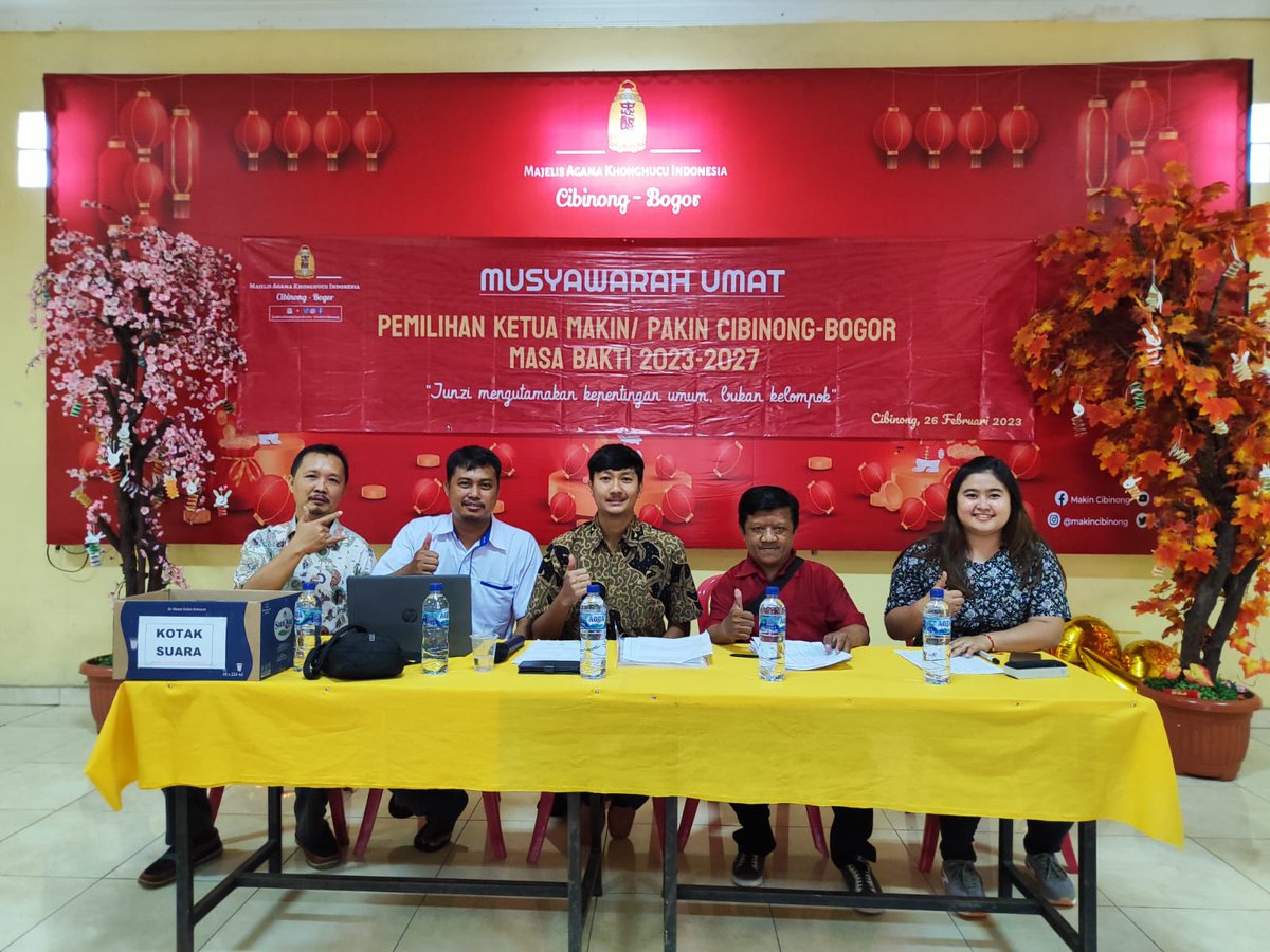 makincibinong's tweet photo. MUSYAWARAH UMAT PEMILIHAN KETUA PAKIN MAKIN CIBINONG BOGOR Periode 2023-2027. 

#musyawarahumat #makincibinongbogor #pakincibinongbogor #pemilihanketua #organisasi #agamakhonghucuindonesia #agama #khonghucu https://t.co/TJStnBKGQk
