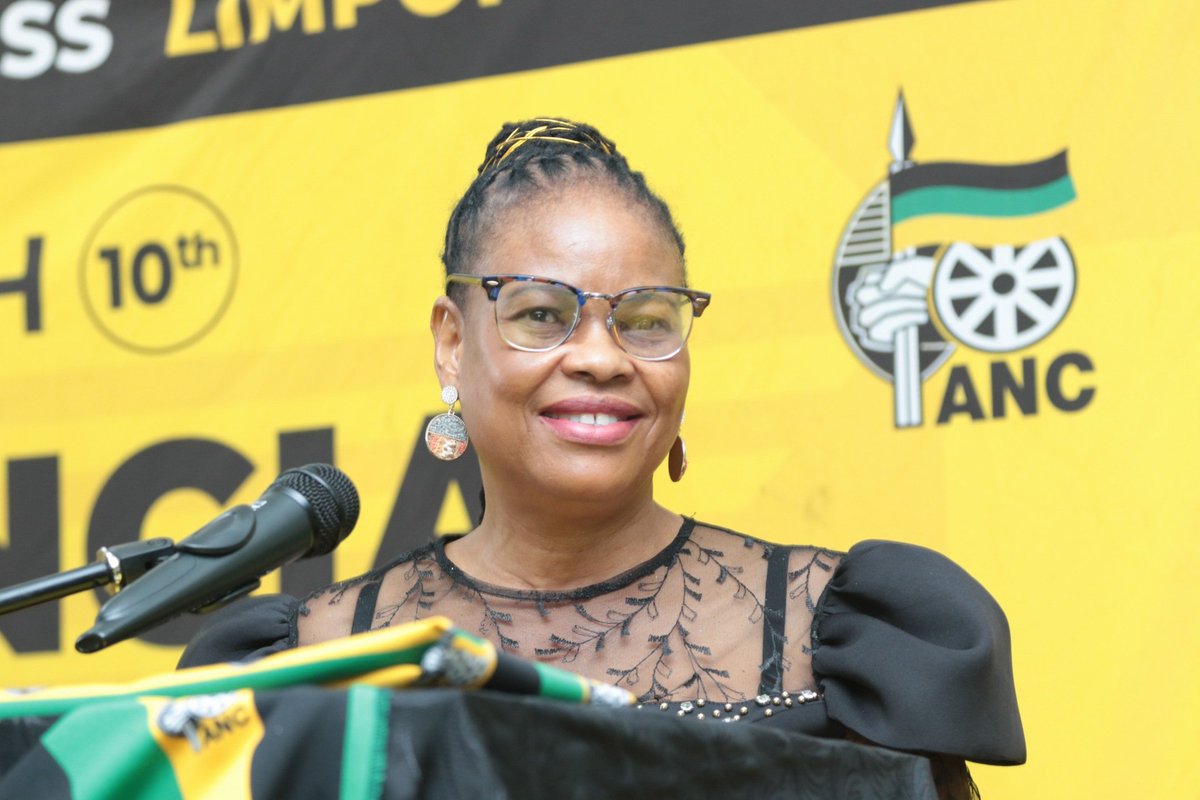 ANCLimpopo's tweet photo. [Recap] ANC Limpopo hosted a Gala Dinner on Friday, 24 Feb 2023, at Boeketlong Lodge, outside Jane Furse, ahead of and as part of the #ANC111 Anniversary Limpopo Provincial Celebrations. ANC Convenor of PEC deployees to Limpopo Cde David Mahlobo delivered the keynote address https://t.co/q6Wb32Ms3l